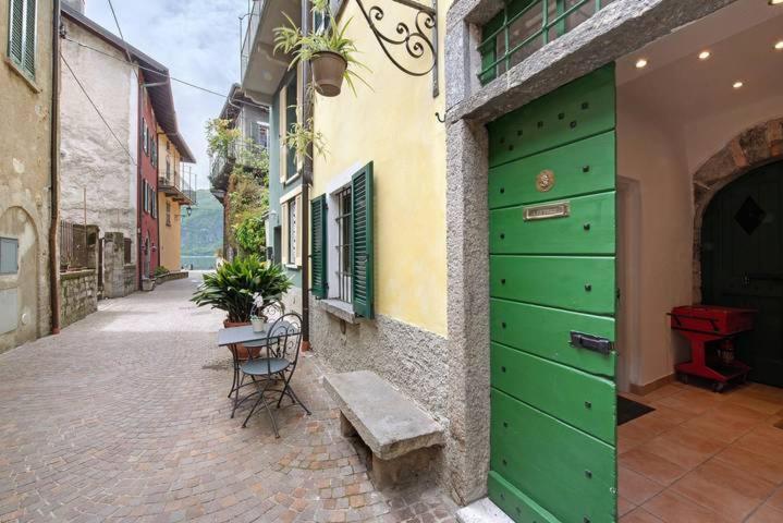Le Coccinelle Home Mandello del Lario Bagian luar foto